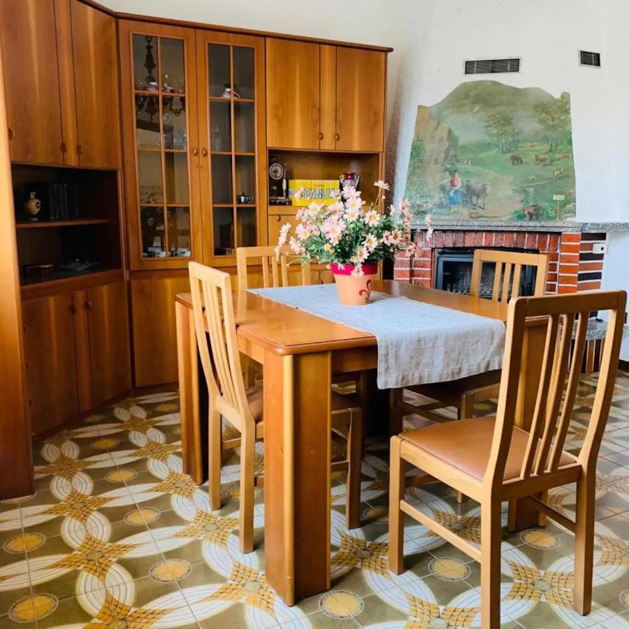 Casavacanze Sottocolle Valmorea Luaran gambar